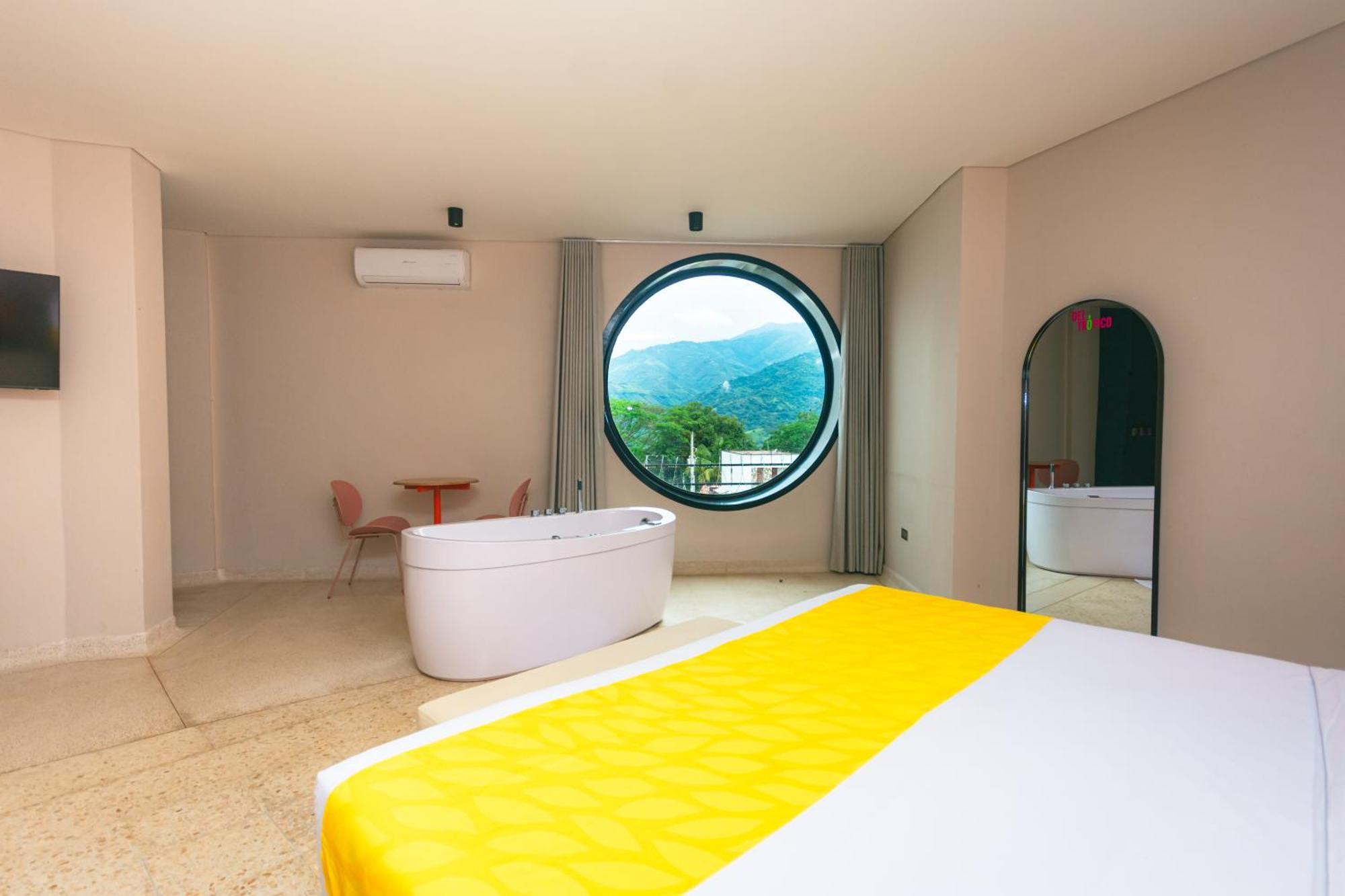 Del Tropico Hotel Sopetran Ruang foto